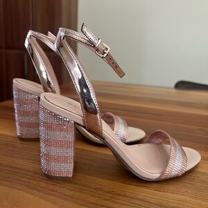ALDO - Diamond Heels - Size 7
